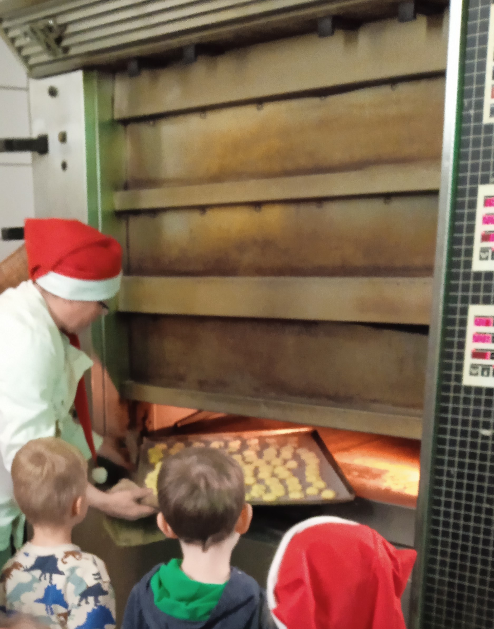 In der Weihnachtsbäckerei